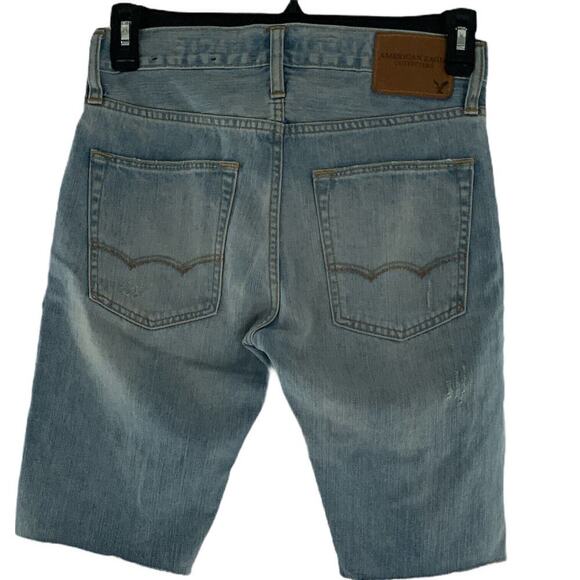 American Eagle Men's Distressed Cut-Off Jean Short Blue Jean Size 28 Denim - Picture 4 of 10